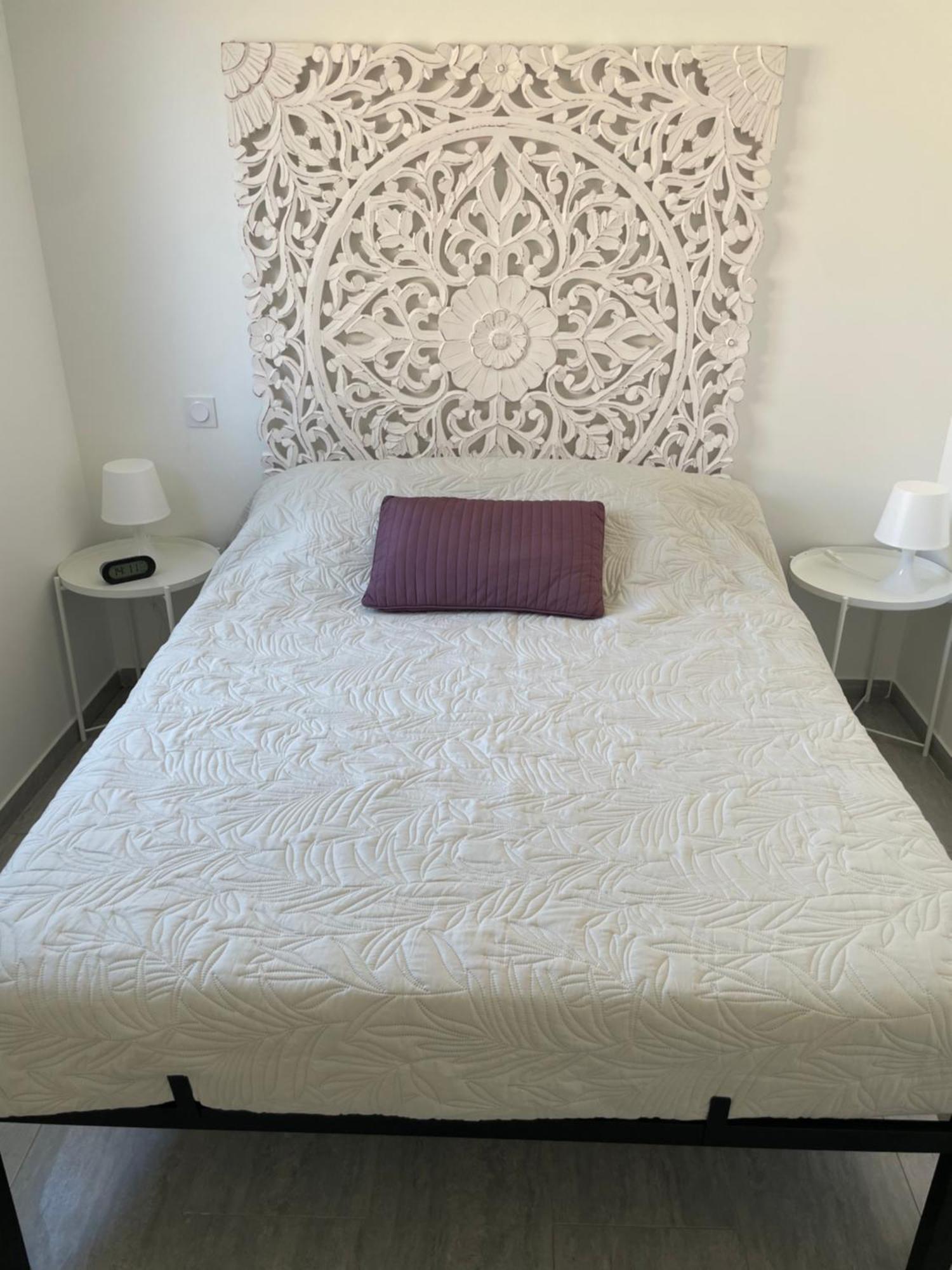 Appartement T2 Avec Terrasse Et Cour Cavaillon Extérieur photo