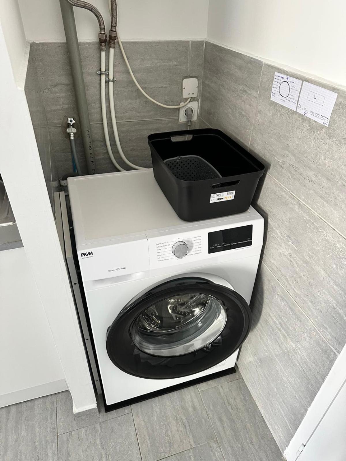 Appartement T2 Avec Terrasse Et Cour Cavaillon Extérieur photo